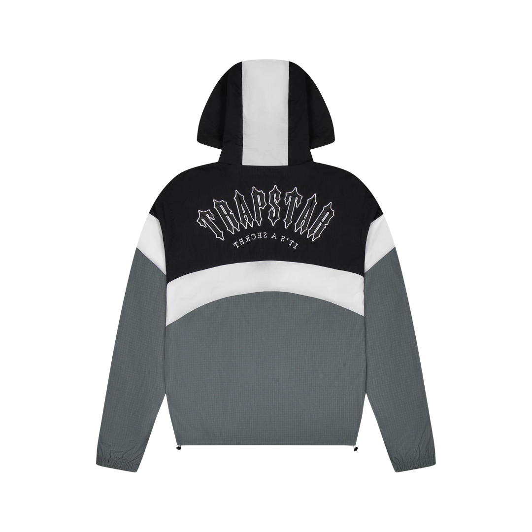 Trapstar Irongate Metal Badge Windbreaker Jacket - Black