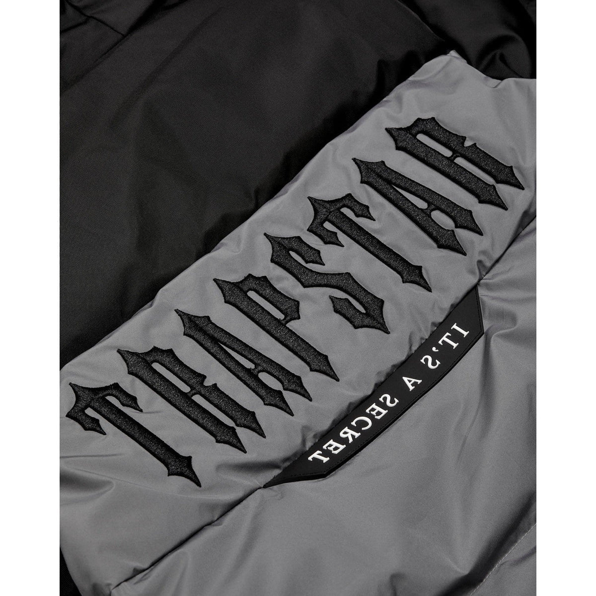 Trapstar Decoded AW23 Puffer Jacket - Black / Grey