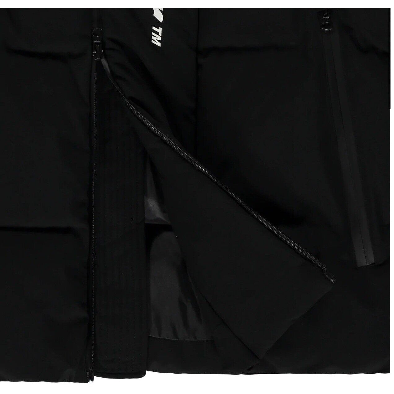 Trapstar Hyperdrive Technical Puffer Jacket - Black / White